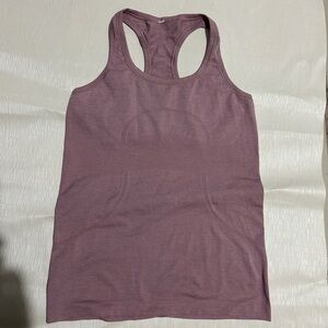 Lululemon athletic top race back lilac Sz 6